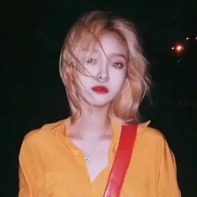 冷漠头像真人女生狠心冷漠绝情的图片 冷漠头像真人女生狠心冷漠绝情的图片