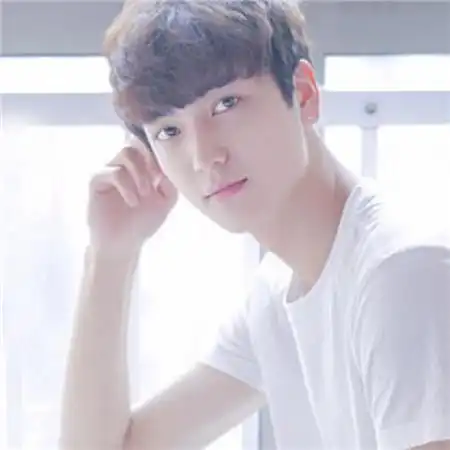  情侣头像小清新两张一对,特别好看的帅哥美女组合