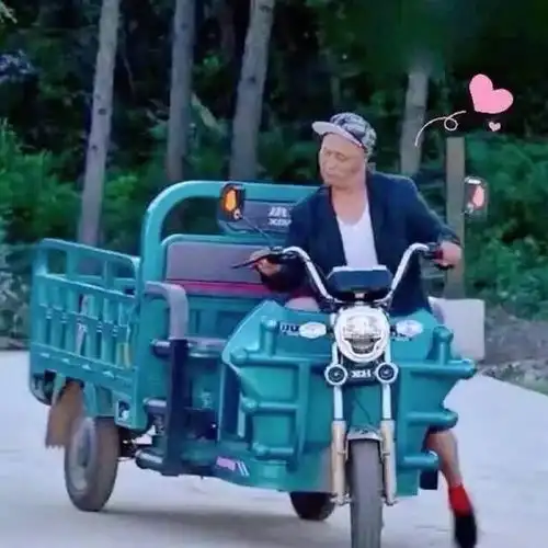 百搭头像第17期有时候我想把世界调成静音这样就没人打扰我了 百搭头像第17期有时候我想把世界调成静音这样就没人打扰我了