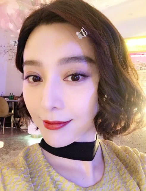  女儿备受负面争议,范冰冰妈妈首次表态不想让其他人评论