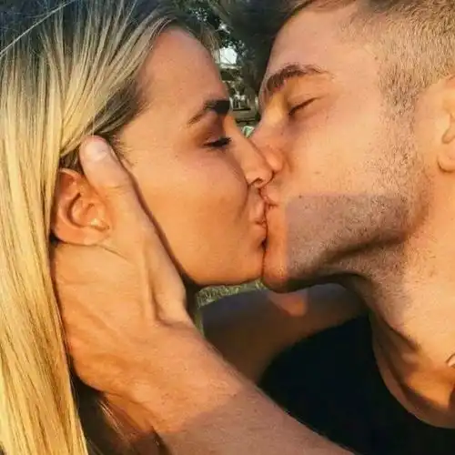 欧美情侣头像优质无水印情头 欧美情侣头像优质无水印情头