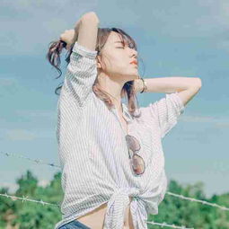  撩头发女生头像微信头像图片大全