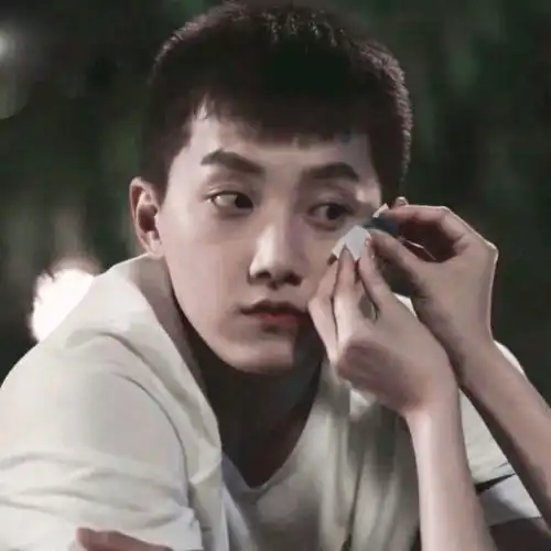 情侣头像图片真人女生紫