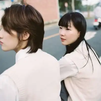 闺蜜头像太阳光很温暖如你的笑女生头像我要个性网 闺蜜头像太阳光很温暖如你的笑女生头像我要个性网