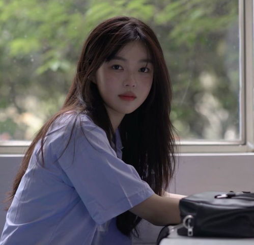 情侣头像好看的小众女头