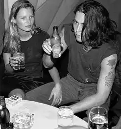  继小贝夫妇后谁是可以称霸时代的最会穿衣搭配情侣第2页