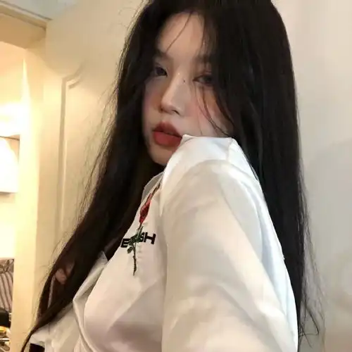 头像纯欲风女头