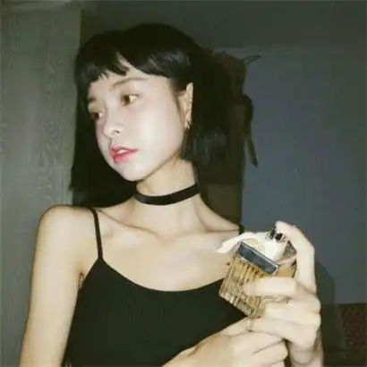  闺蜜头像两张,都是闺蜜单独使用一个人一张的