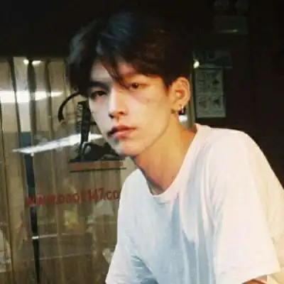  男生头像真人高冷霸气情场浪客