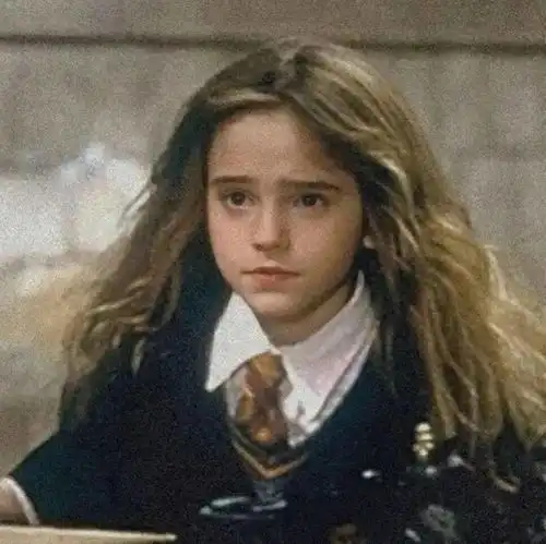  情侣头像满心欢喜热爱未来拭目以待