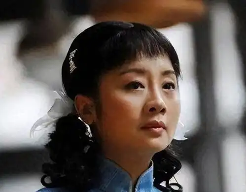  秦海璐巨婴症儿子现已8岁,看到长相,网友表示没有想到