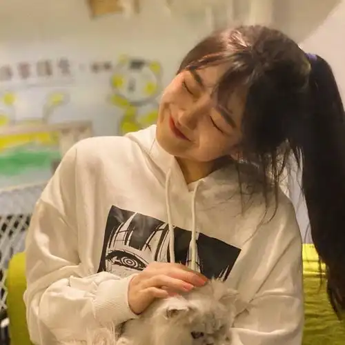 有没有爱笑女生真人头像最好是高清无水印的 有没有爱笑女生真人头像最好是高清无水印的