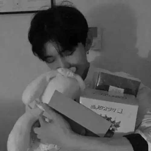  做夏日最甜蜜的崽情侣头像