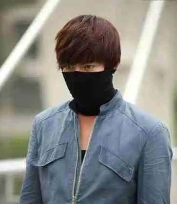 抽烟的张根硕微信头像图片大全 抽烟的张根硕微信头像图片大全