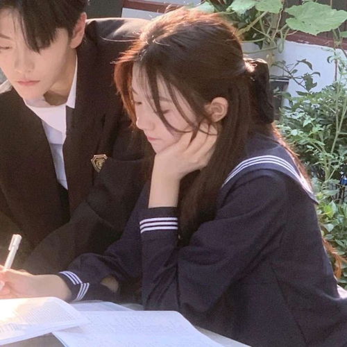  开学了,还能用情侣头像吗