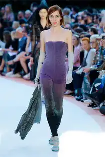 透视的魅力missoni2018春夏系列时装秀 透视的魅力missoni2018春夏系列时装秀