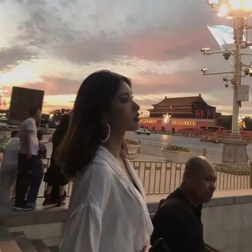  情侣头像一束花的仪式感永远不会过时