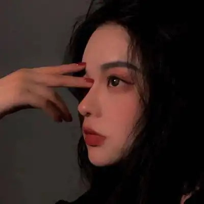 老君山红帽女情侣头像冷