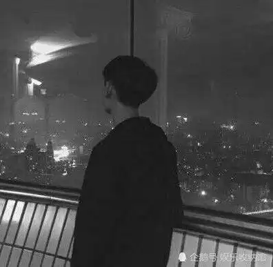 分手后男生都会想些什么听到学长的回答,果然是个痴情的人 分手后男生都会想些什么听到学长的回答,果然是个痴情的人