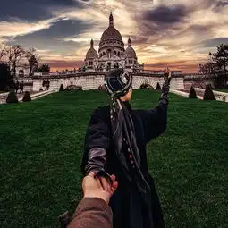  海外旅游牵着心爱人的手环游世界
