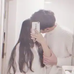  诸位道友,有没有这个情侣头像的另外一张