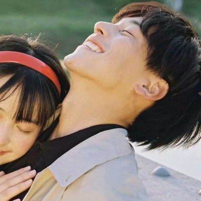  曲奇油画风小清新情侣头像