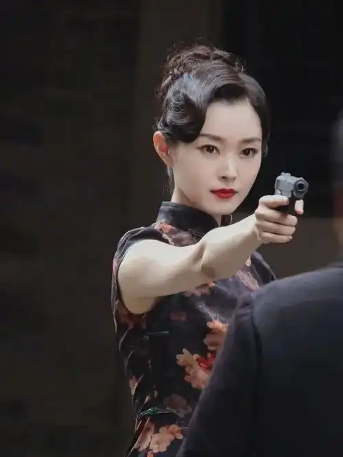 情侣头像清冷于曼丽