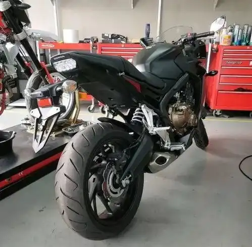 从gw250换到本田cbr650f,他说这纯属偶然  从gw250换到本田cbr650f,他说这纯属偶然