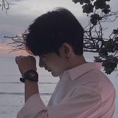  情侣头像单人一人一张最新版不会被老师发现的情侣头像