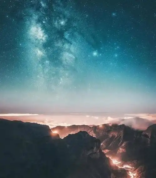 情侣头像紫色天空最美的