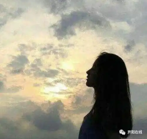情侣头像特别甜超亲密一人一半马可·波罗