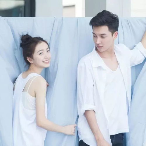  情侣头像他若心里有你,离得再远也会去找你