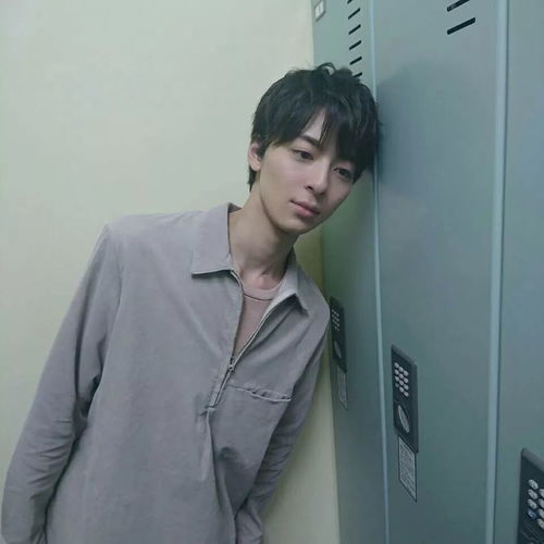  六叔被黑的最惨的一次用余文乐头像的多渣男