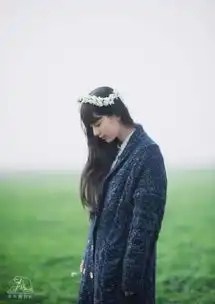  找个摄影师男朋友他负责照,你负责笑