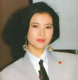  时隔24年,蓝洁瑛周星驰的谜底终于揭晓,原来单车后座上的人是她