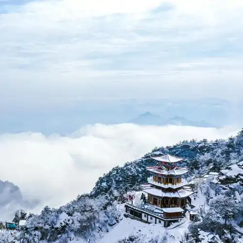  今日起穿汉服,免门票直播间抢情人节特惠福利,洛阳白云山给你双倍宠爱