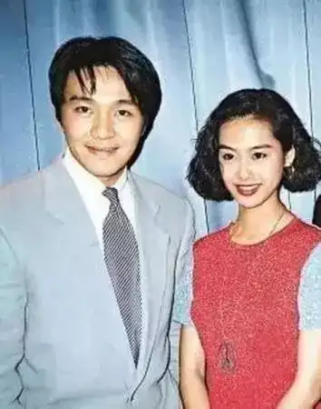  曾经有一份真挚的爱情摆在他的面前......