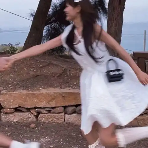 适合官宣用的神仙配文 适合官宣用的神仙配文