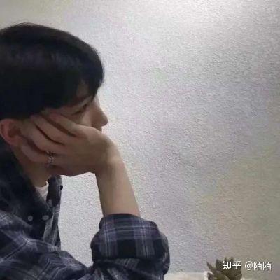  精选不露脸不明显情侣头像超级适合学生党哦