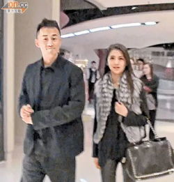  又是一对分手之后大家喜大普奔的明星情侣