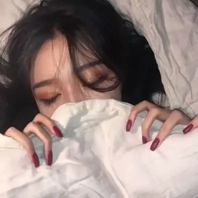  热恋期,女生别只对男友亲亲抱抱了,男生更希望你这样撩
