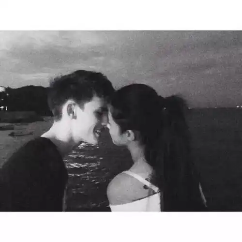 头像你呢什么时候喜欢我 头像你呢什么时候喜欢我