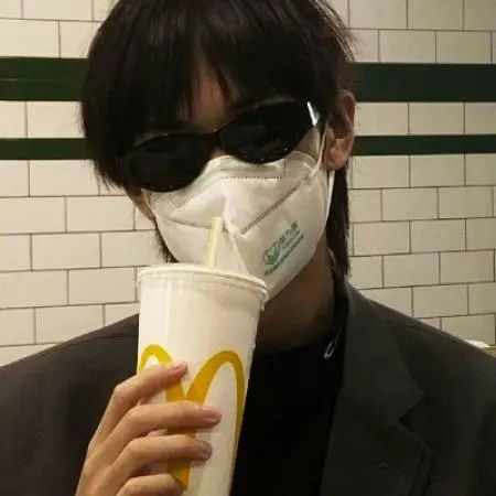 头像2021超拽情侣头像霸气冷酷一男一女真人第553期