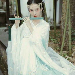  个性唯美古风头像女生真人版2018忘记一个人春夏秋冬够不够
