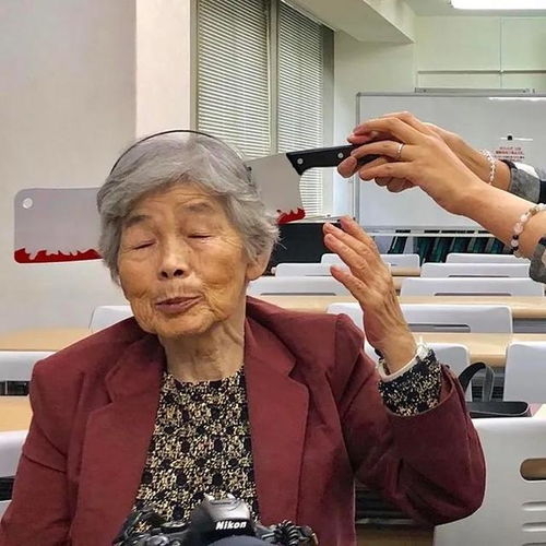  揭秘爆红的奶奶级博主,靠什么圈粉