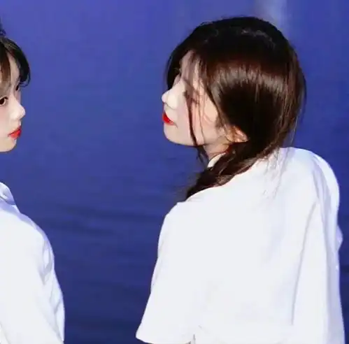 闺蜜头像我买了一堆零食她们可以吃但你可以吃完 闺蜜头像我买了一堆零食她们可以吃但你可以吃完