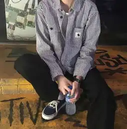男生情侣头像图片半身