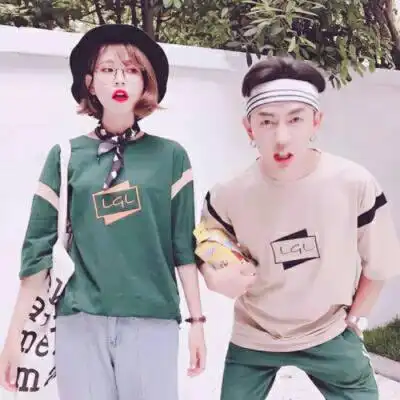  青春潮流的情侣头像嚣张是我本性但是你就是喜欢