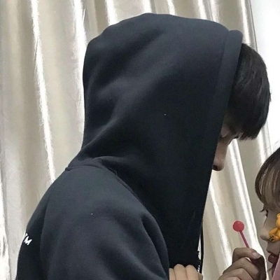 黑暗版情侣头像真人动漫