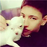  好看的抱着猫咪的情侣头像一男一女